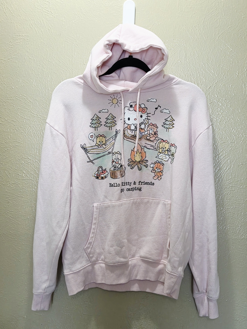 Hello Kitty & Friends Go Camping Hoodie Womens Small Pink Sanrio Pullover